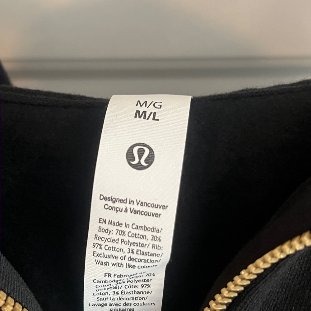 lululemon athletica Black Half-Zip Hoodie - Picture 2 of 3